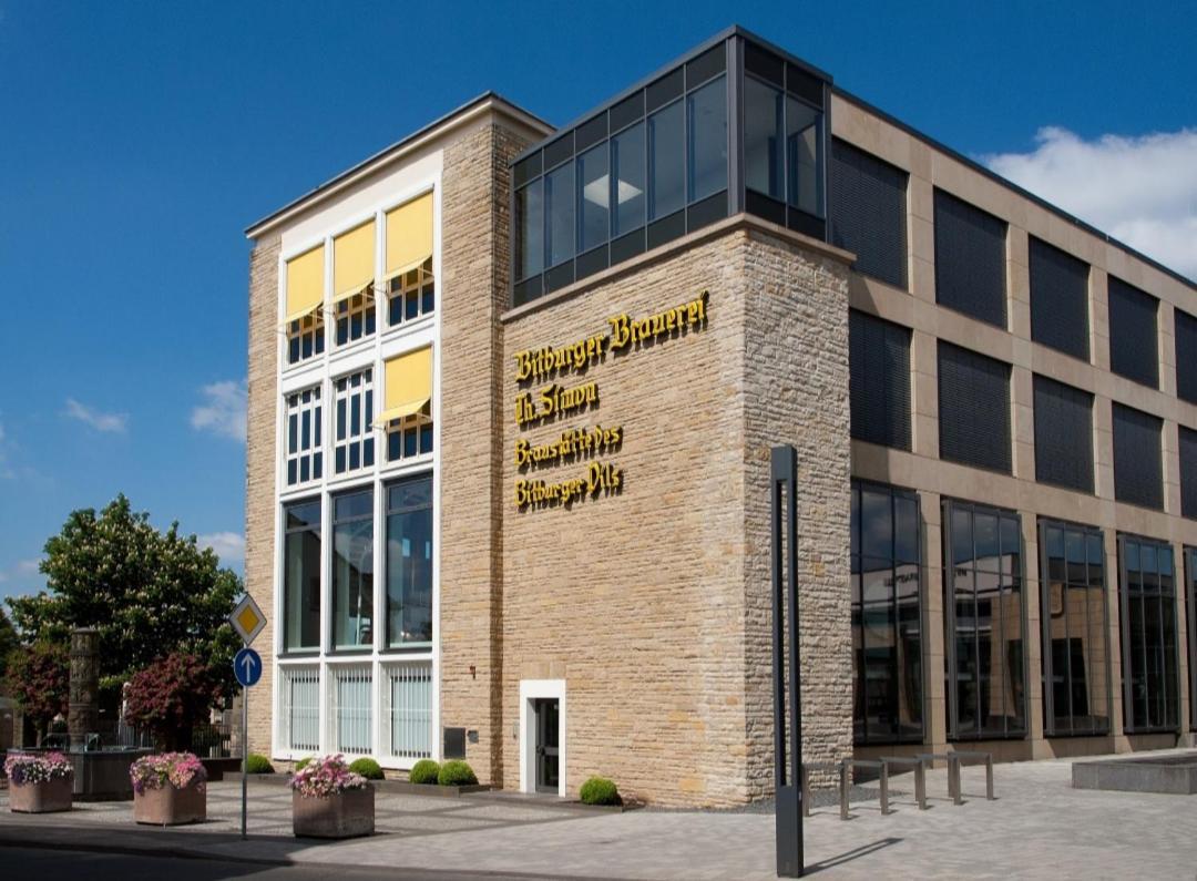 Zum Simonbraeu Hotel Bitburg Exterior photo